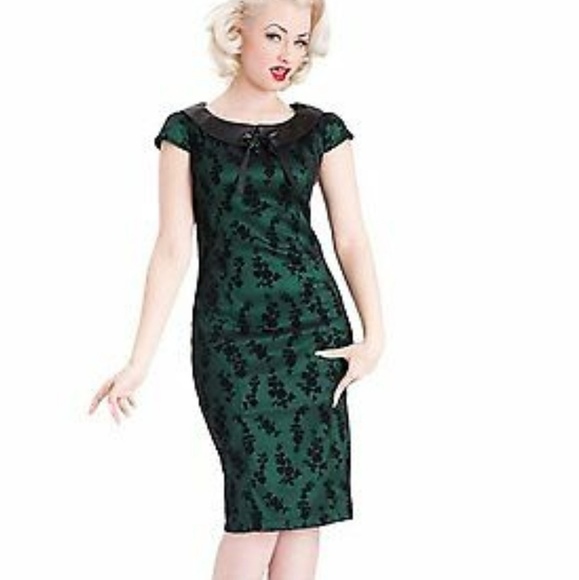 Voodoo Vixen Dresses & Skirts - Voodoo Vixen Emerald Green Wiggle Dress